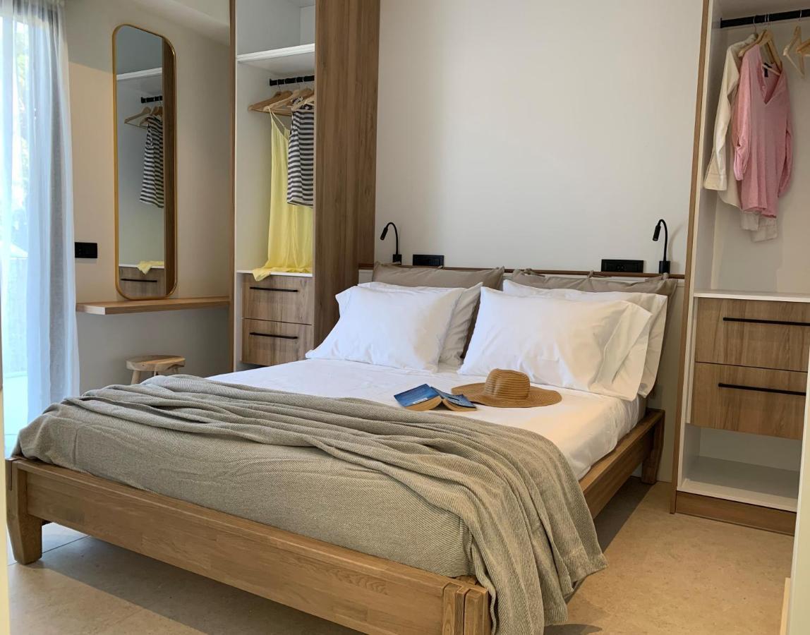 Ayia Suites Alykanas  Exteriör bild